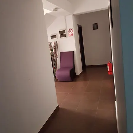 House 1 2*