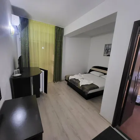 House 1 Guest house 2*